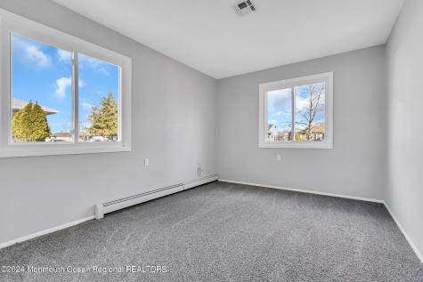 8 Venezia Street Toms River NJ 08757