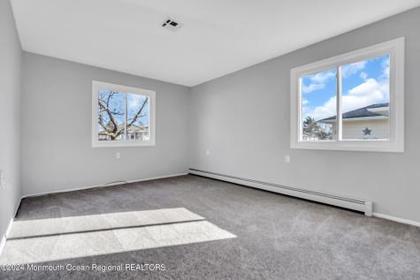 8 Venezia Street Toms River NJ 08757