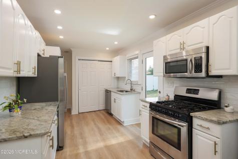 12 Twilight Place Port Monmouth NJ 07758
