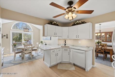 767 Buccaneer Lane Manahawkin NJ 08050