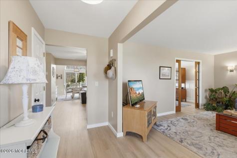 767 Buccaneer Lane Manahawkin NJ 08050