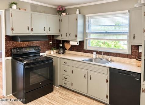 9 Orchard Avenue E Holmdel NJ 07733