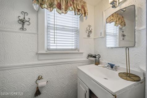 93 Center Street Freehold NJ 07728