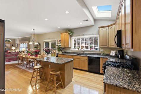 433 Meadowood Road Jackson NJ 08527