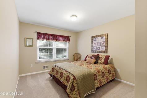 433 Meadowood Road Jackson NJ 08527
