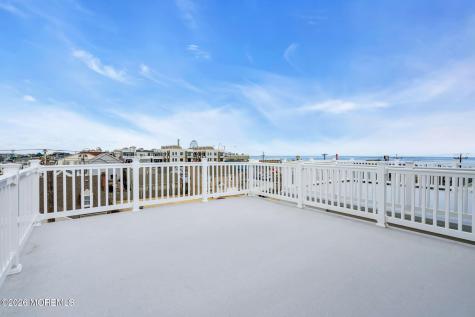 31 Hamilton Avenue Seaside Heights NJ 08751