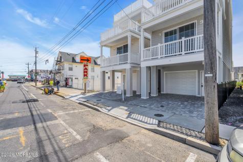 31 Hamilton Avenue Seaside Heights NJ 08751
