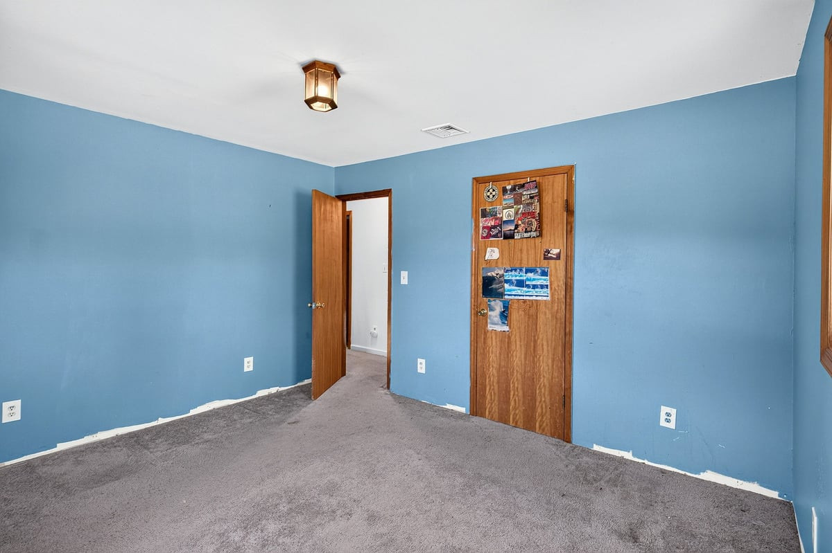53 Hoffman Road Monroe NJ 08831