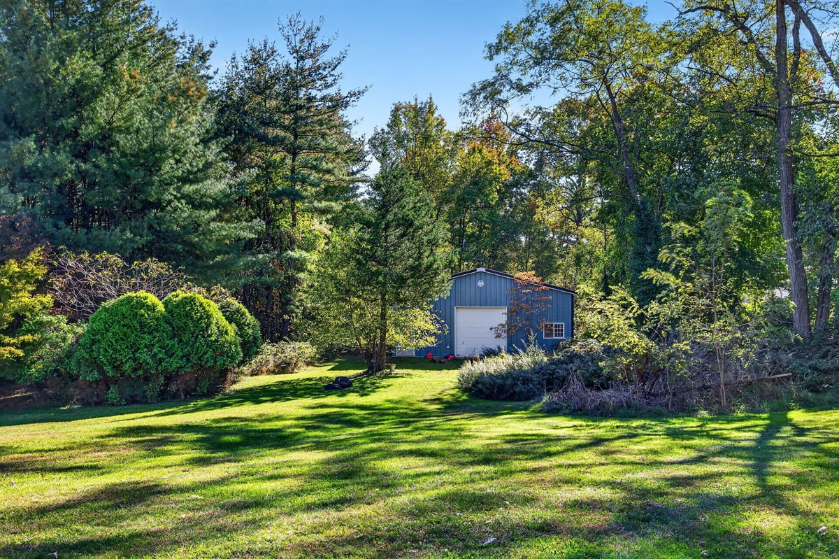 53 Hoffman Road Monroe NJ 08831