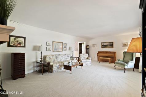 2 The Vista Middletown NJ 07748