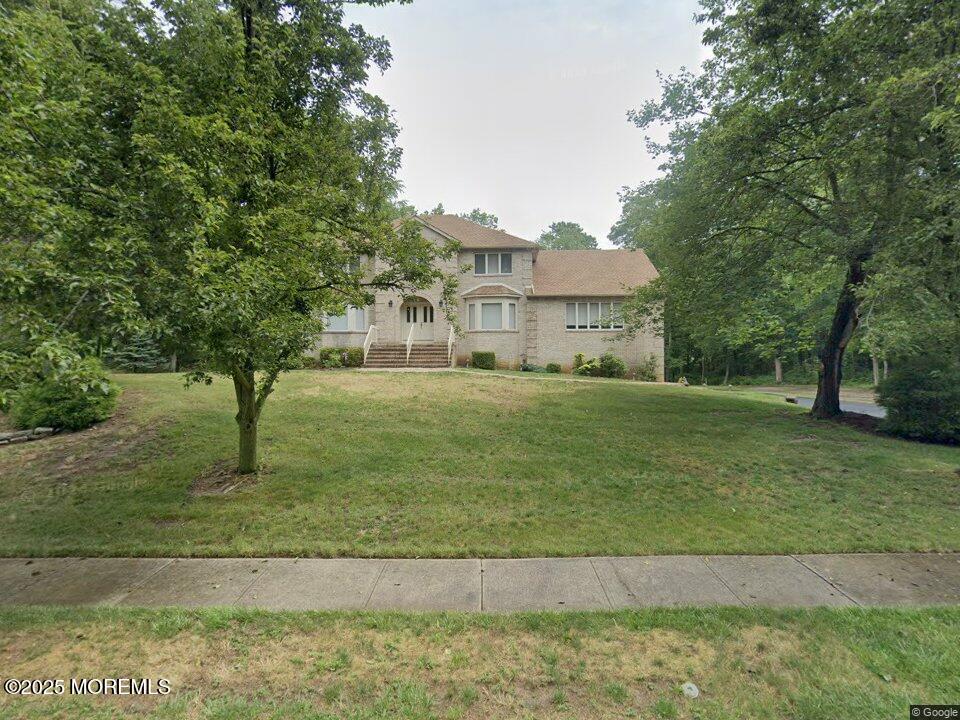 2 Donna Court Manalapan NJ 07726