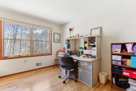 2 Donna Court Manalapan NJ 07726