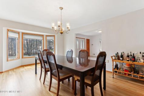 2 Donna Court Manalapan NJ 07726