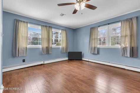 496 Apple Valley Drive Belford NJ 07718