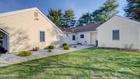 10 Zacatin Road Freehold NJ 07728