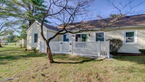 10 Zacatin Road Freehold NJ 07728