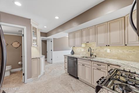 14 Heathrow Lane Old Bridge NJ 08857