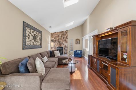 14 Heathrow Lane Old Bridge NJ 08857