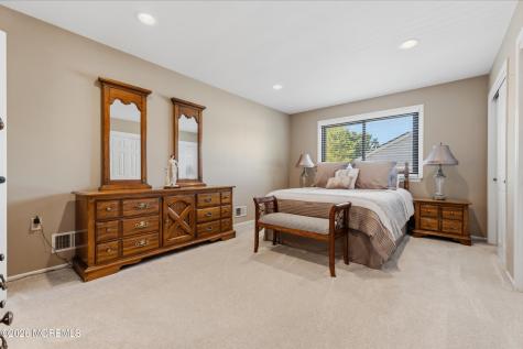 14 Heathrow Lane Old Bridge NJ 08857