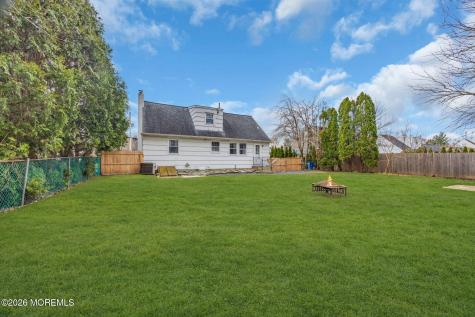 108 Susan Drive Ewing NJ 08638
