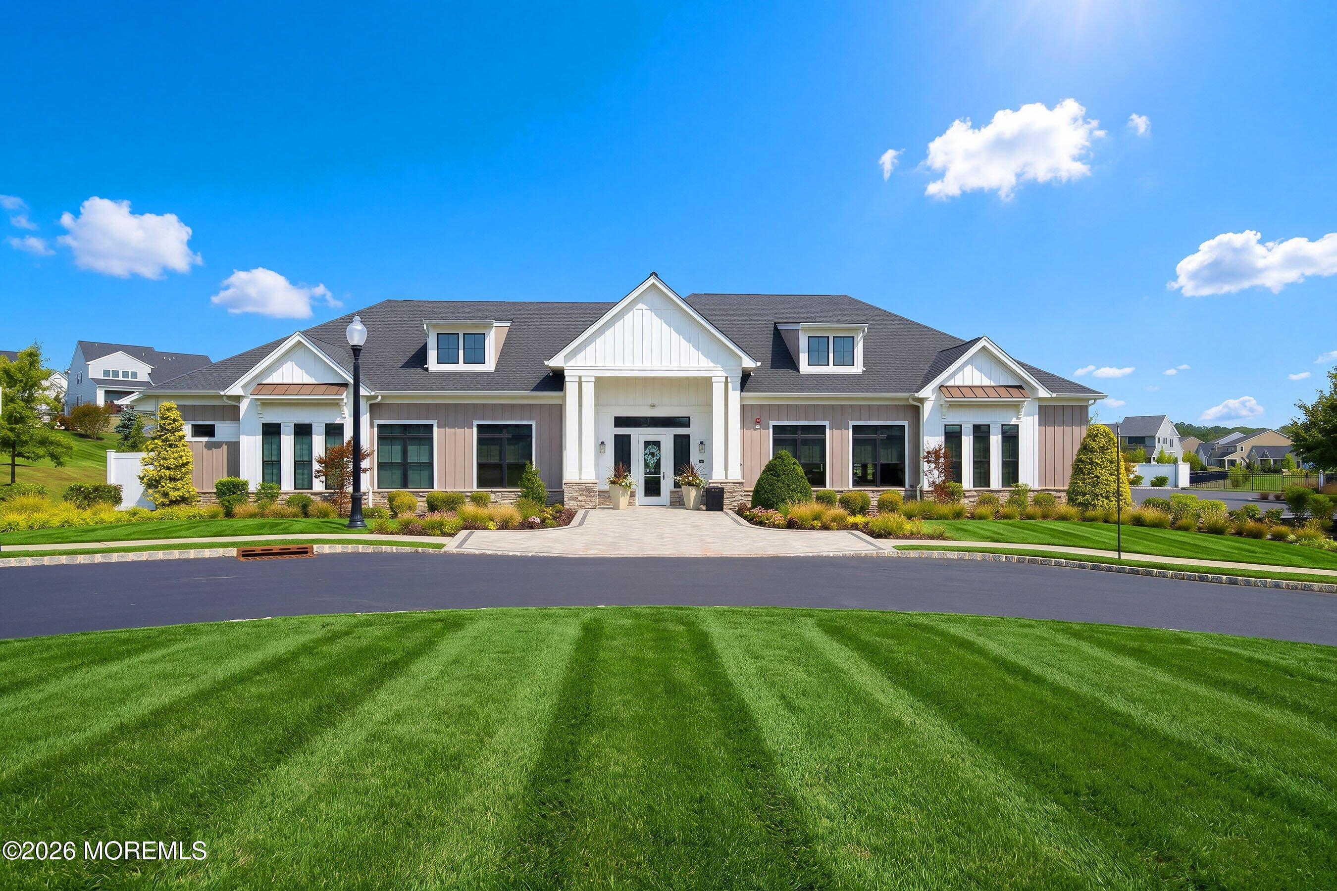 8 Ashlynn Court Manalapan NJ 07726