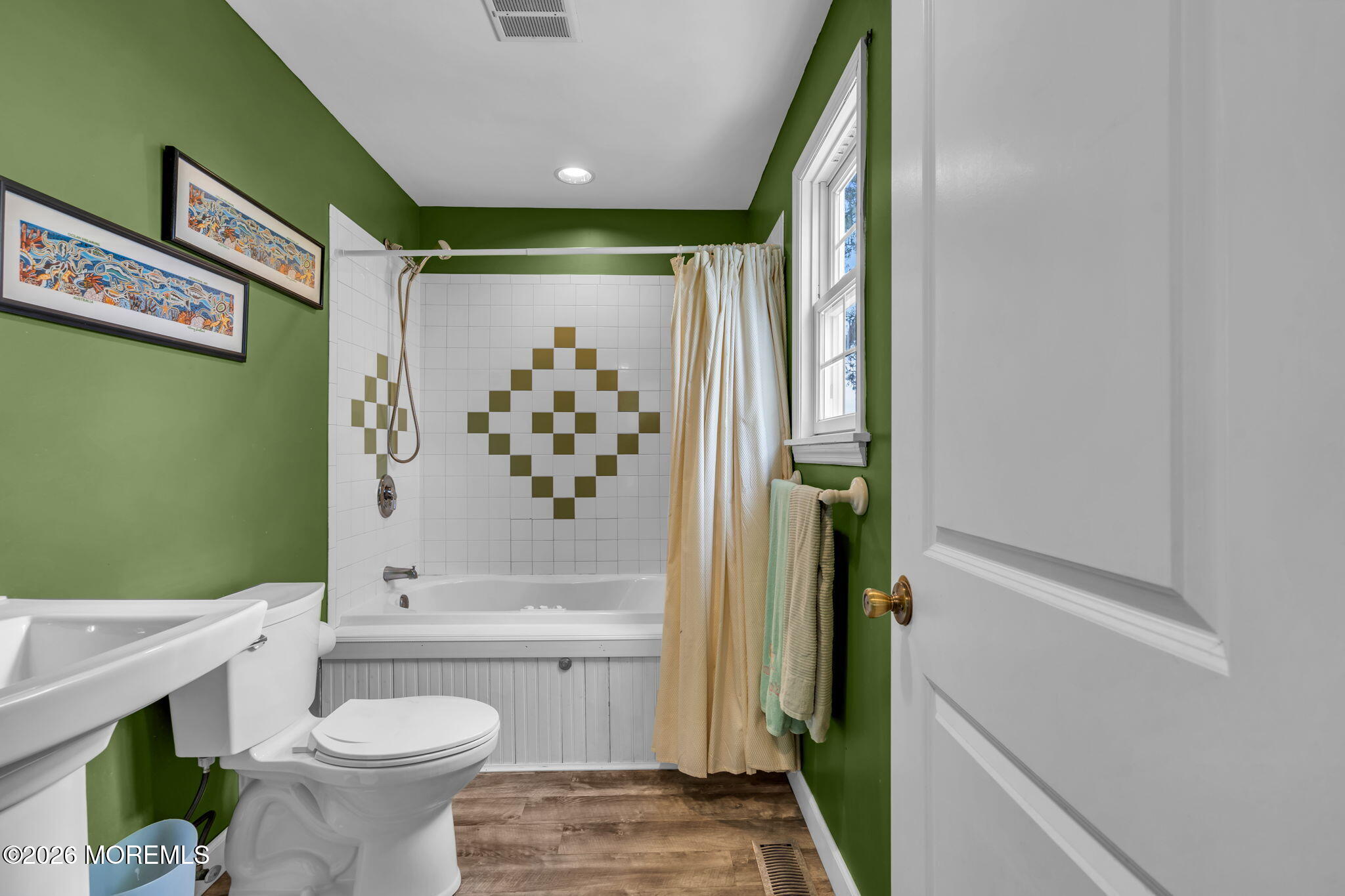 11 Avenue D Manahawkin NJ 08050