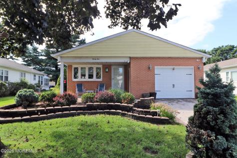 21 Lismore Drive Berkeley NJ 08721