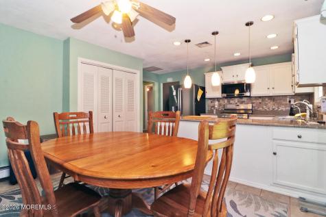 21 Lismore Drive Berkeley NJ 08721