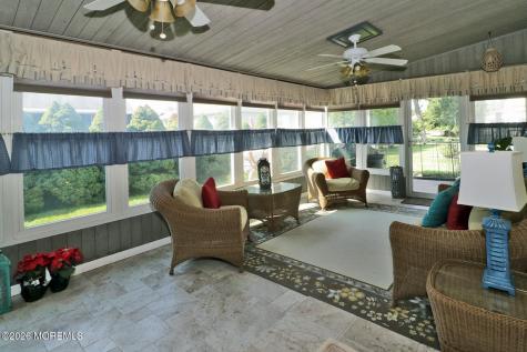 21 Lismore Drive Berkeley NJ 08721