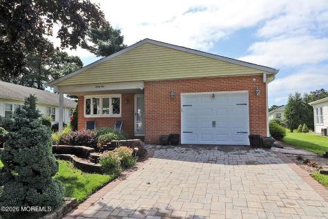 21 Lismore Drive Berkeley NJ 08721
