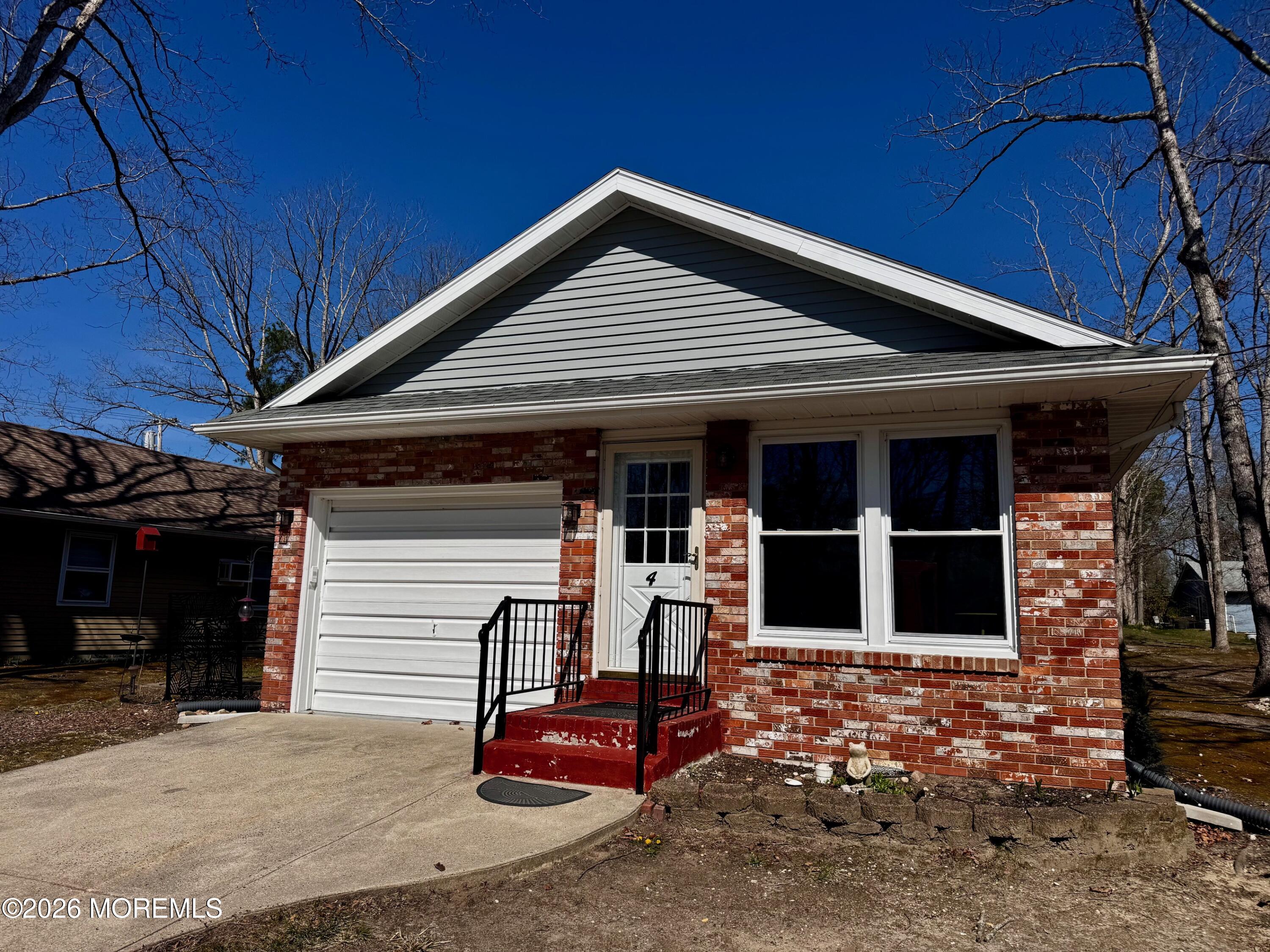4 Dogwood Road Stafford NJ 08050