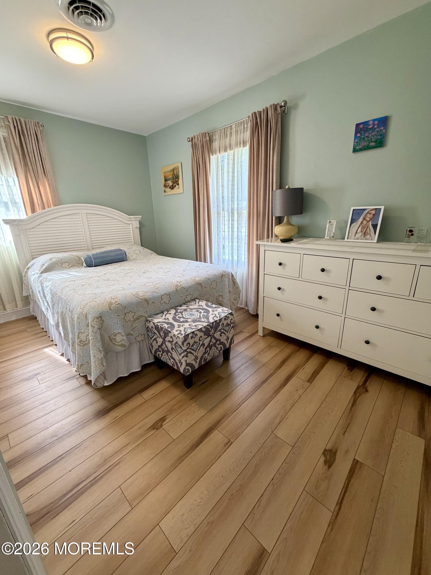 793 Hudson Parkway Whiting NJ 08759