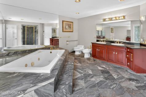 9 Colony Drive Marlboro NJ 07746