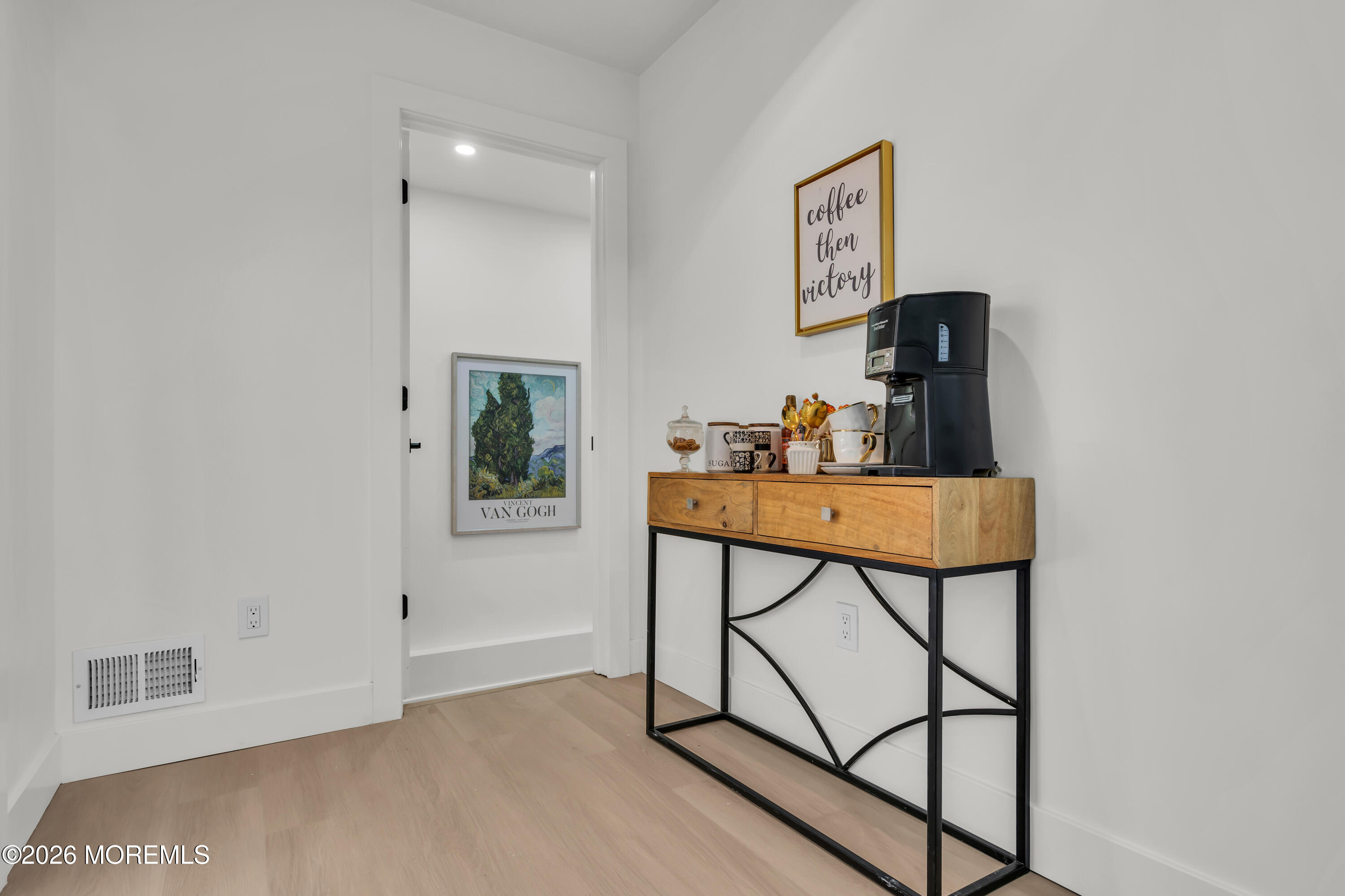 49 Elm Street Beachwood NJ 08722
