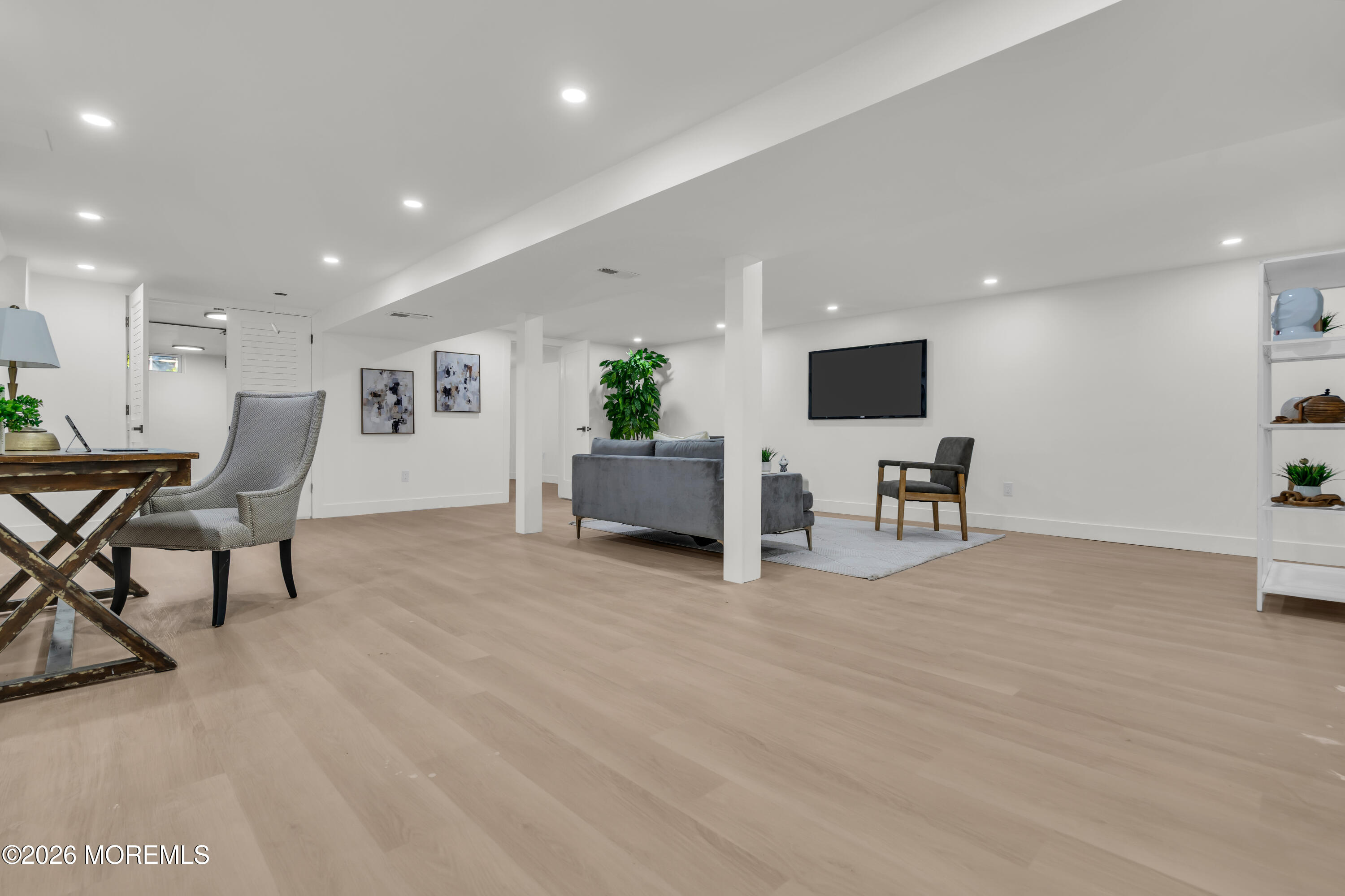 49 Elm Street Beachwood NJ 08722