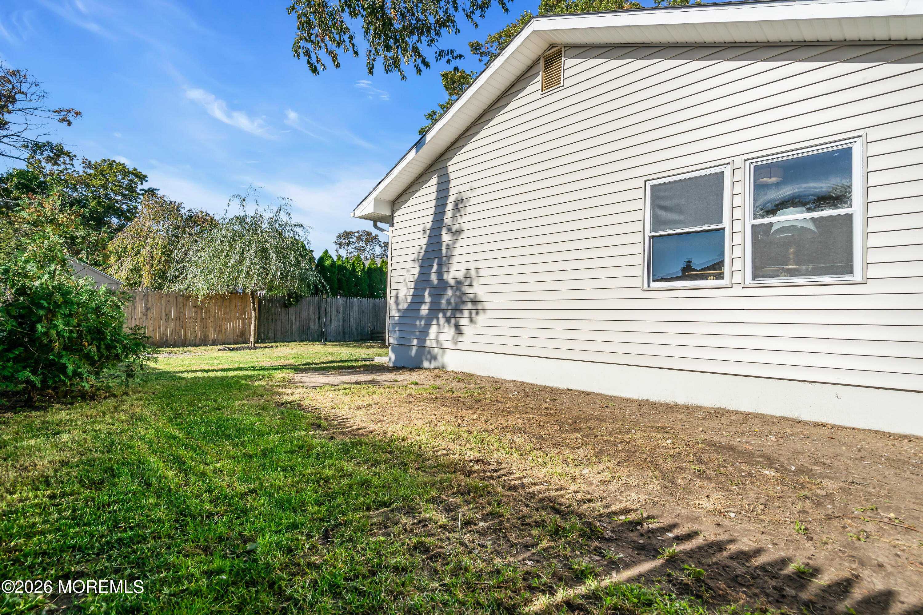 49 Elm Street Beachwood NJ 08722
