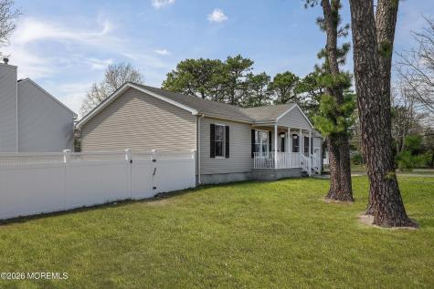 96 Atrium Drive Brick NJ 08723