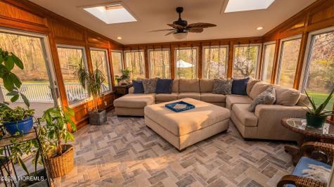 11 Mohican Drive Middletown NJ 07748