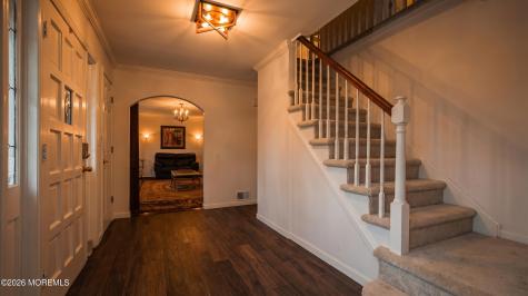 11 Mohican Drive Middletown NJ 07748