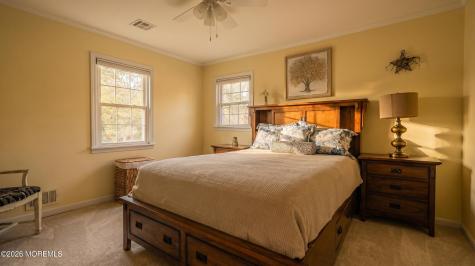 11 Mohican Drive Middletown NJ 07748