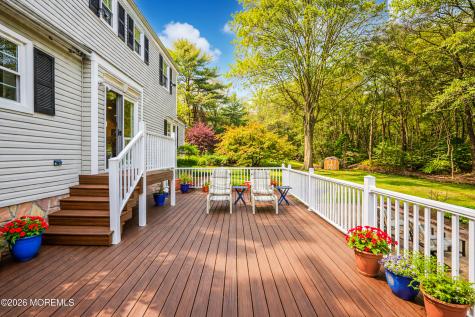11 Mohican Drive Middletown NJ 07748