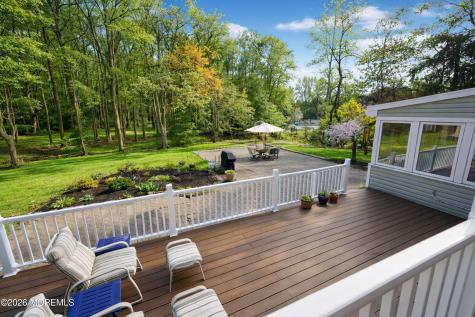 11 Mohican Drive Middletown NJ 07748