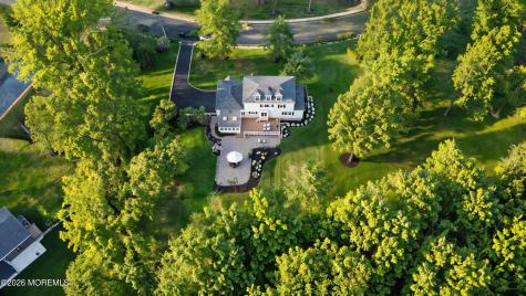 11 Mohican Drive Middletown NJ 07748