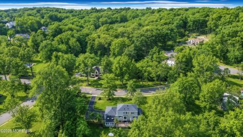 11 Mohican Drive Middletown NJ 07748