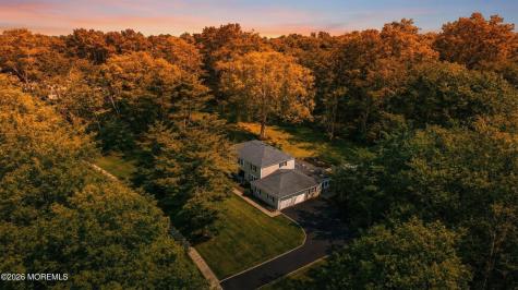 11 Mohican Drive Middletown NJ 07748