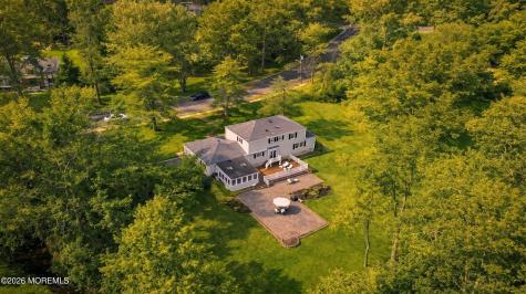 11 Mohican Drive Middletown NJ 07748