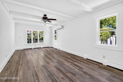 12 Sutphin Avenue Matawan NJ 07747