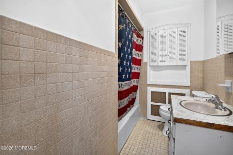 12 Sutphin Avenue Matawan NJ 07747