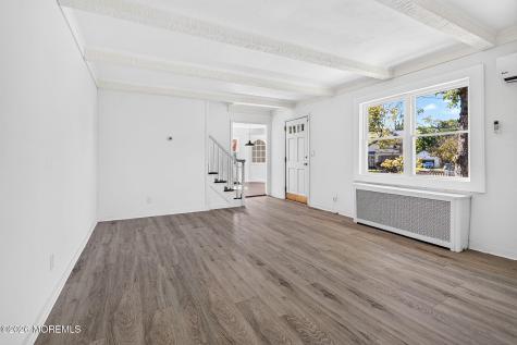 12 Sutphin Avenue Matawan NJ 07747