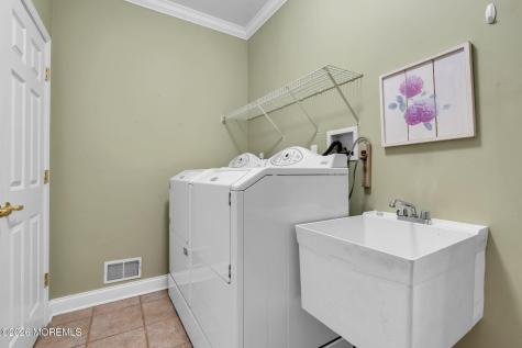 3 Carrington Drive Eatontown NJ 07724